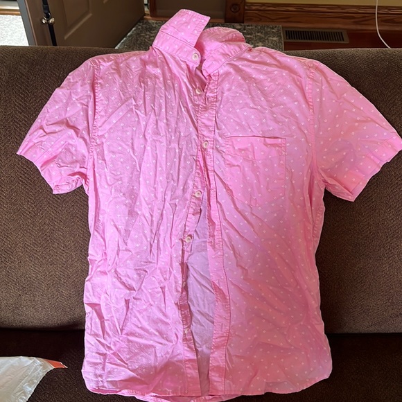 Aeropostale Pink SS button Up - Picture 1 of 1